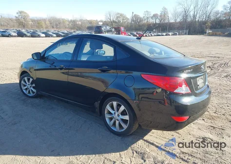 2012 Hyundai Accent Gls z USA, uszkodzony, nr VIN KMHCU4AE2CU249055